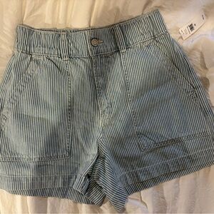 GAP Women's High Waist Striped Shorts - Blue and White